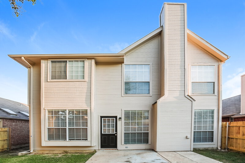 2,825/Mo, 936 Highgate Dr Lewisville, TX 75067 Rear View