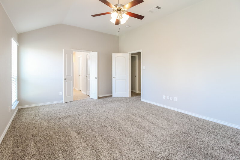 1,860/Mo, 824 San Felipe Trl Haslet, TX 76052 Main Bedroom View