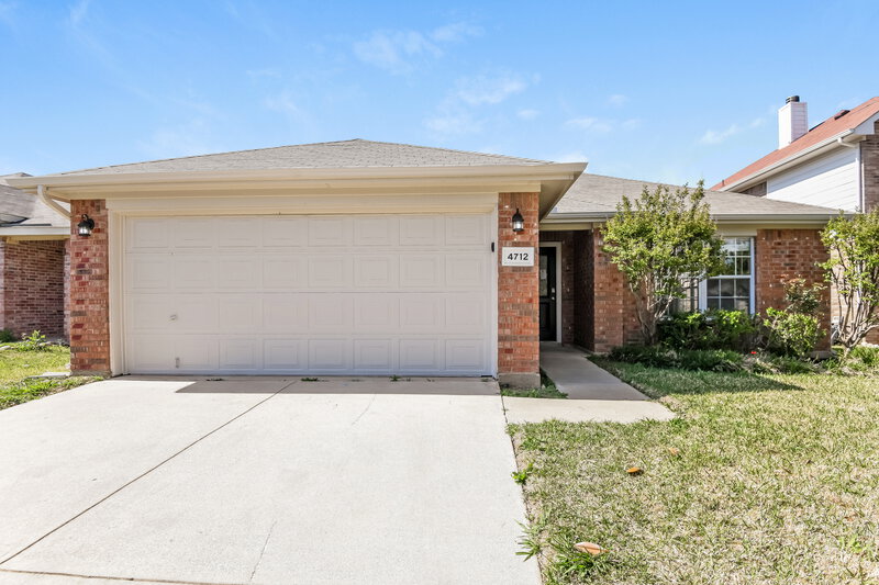 1,940/Mo, 4712 Shell Ridge Dr Fort Worth, TX 76133 External View