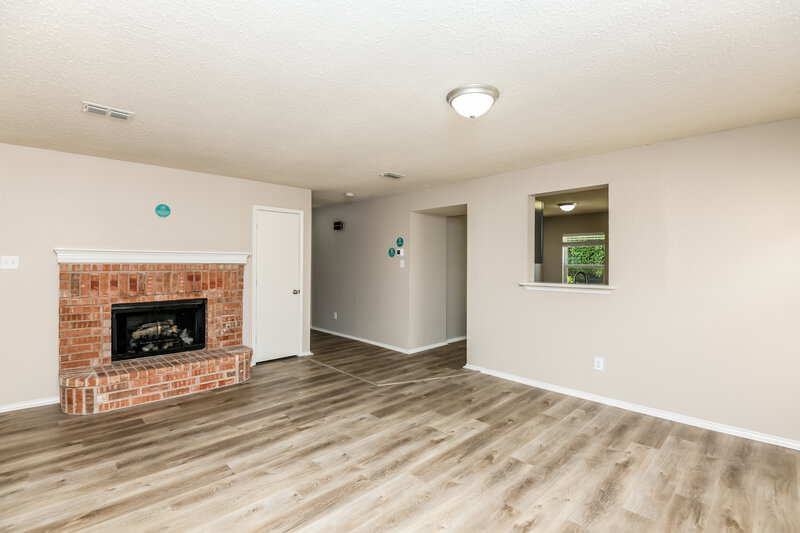 1,940/Mo, 4712 Shell Ridge Dr Fort Worth, TX 76133 Dining Room View