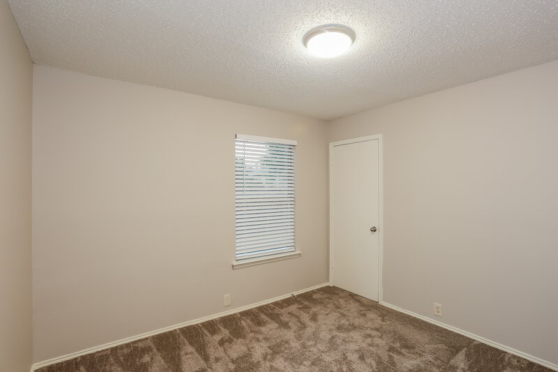 2,195/Mo, 102 Shady Brook Dr Arlington, TX 76002 Bedroom View 2