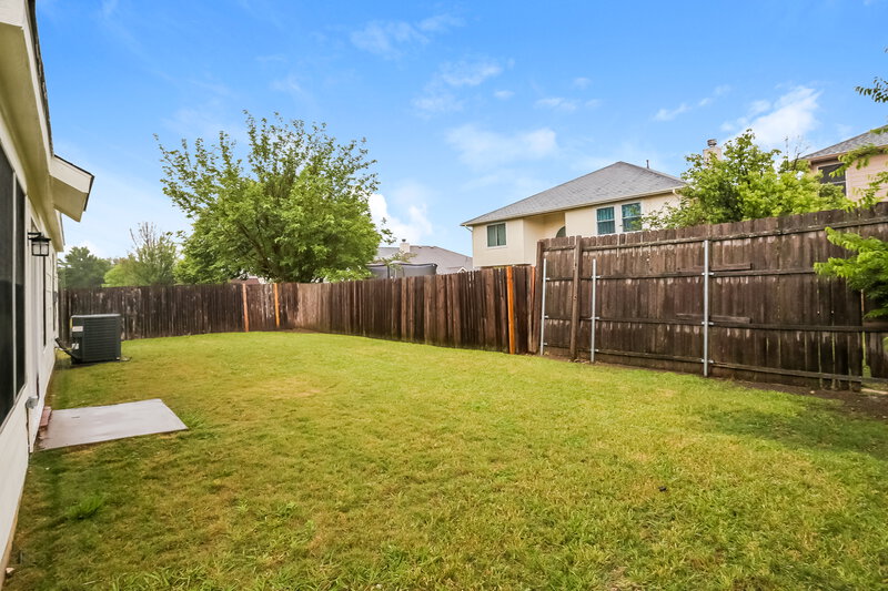 2,195/Mo, 102 Shady Brook Dr Arlington, TX 76002 Patio View