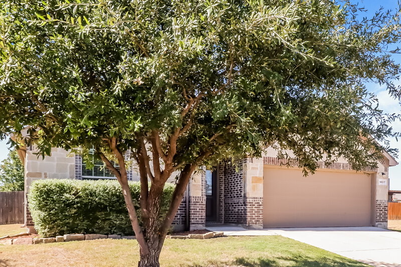 2,305/Mo, 14017 Dream River Trl Haslet, TX 76052 Front View