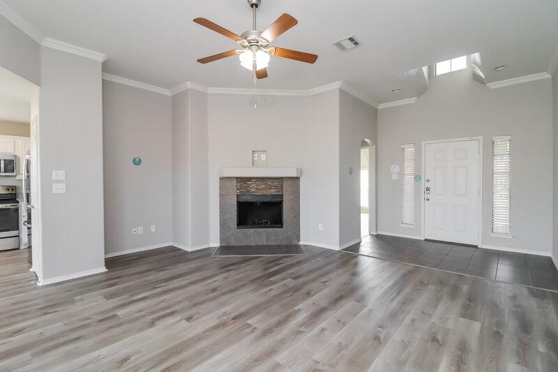 2,270/Mo, 1505 Whispering Oaks Dr Midlothian, TX 76065 Living Room View 3