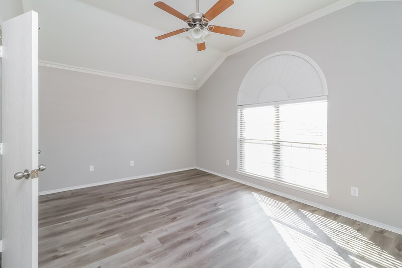 2,270/Mo, 1505 Whispering Oaks Dr Midlothian, TX 76065 Main Bedroom View