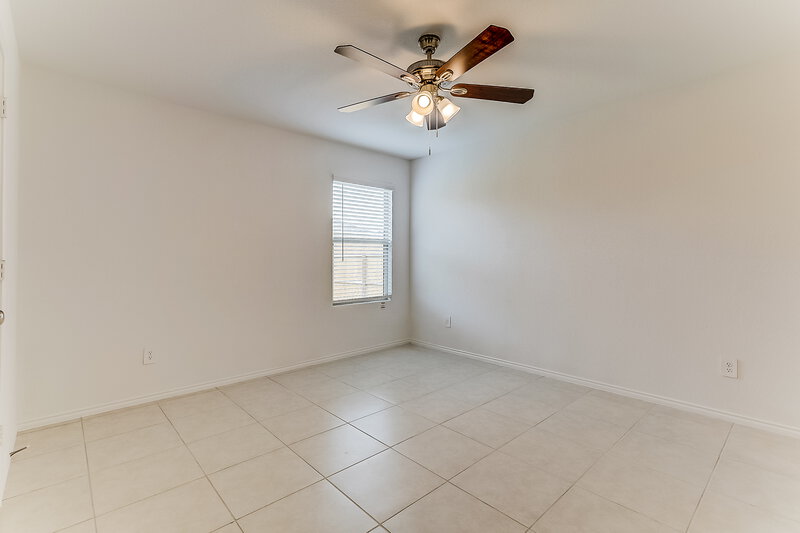 2,215/Mo, 1029 Crestview Dr Hutchins, TX 75141 Main Bedroom View