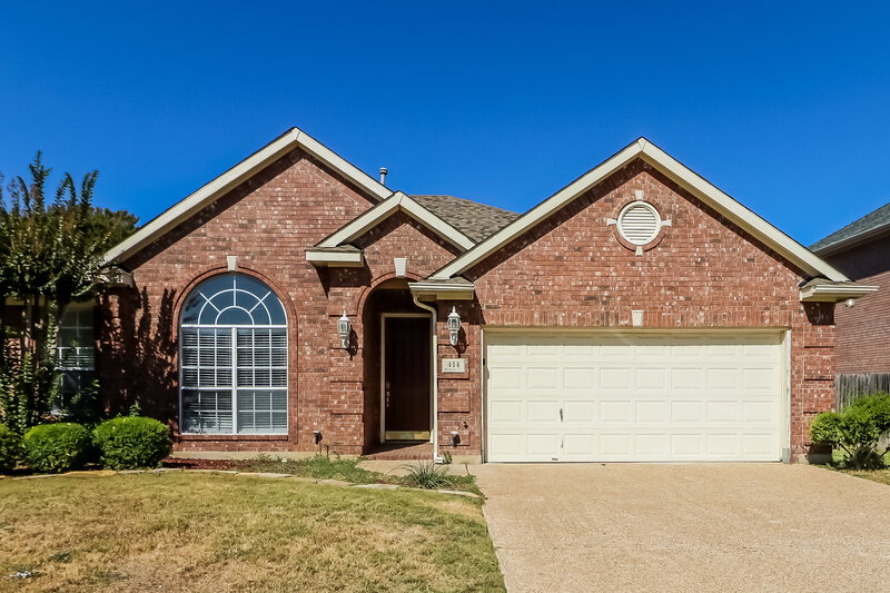 2,495/Mo, 414 Hampton Cir Grand Prairie, TX 75052 External View
