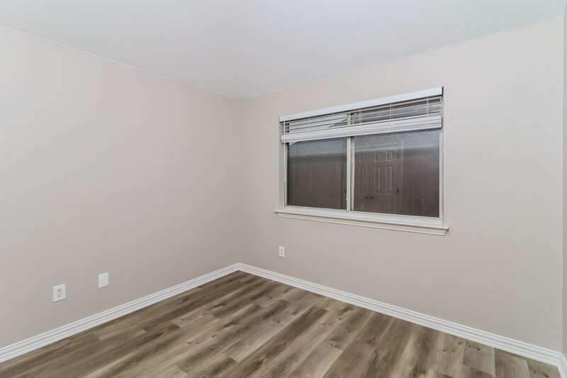 2,220/Mo, 600 Meadowbrook Dr Burleson, TX 76028 Bedroom View