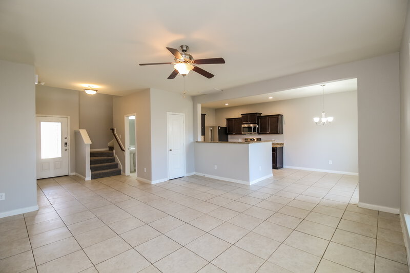 2,545/Mo, 8 Heron Dr Sanger, TX 76266 Living Room View