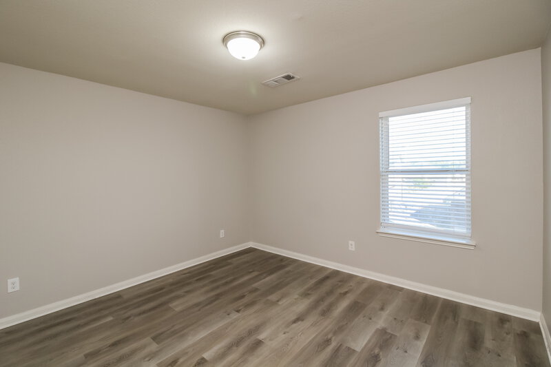 2,545/Mo, 8 Heron Dr Sanger, TX 76266 Bedroom View