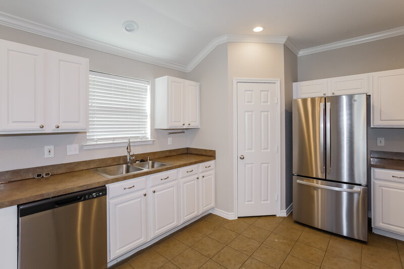 2,200/Mo, 14361 Cedar Post Dr Haslet, TX 76052 Kitchen View