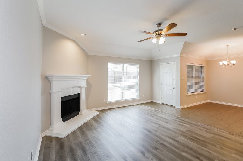 2,200/Mo, 14361 Cedar Post Dr Haslet, TX 76052 Family Room View 2