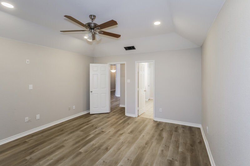2,200/Mo, 14361 Cedar Post Dr Haslet, TX 76052 Main Bedroom View 2