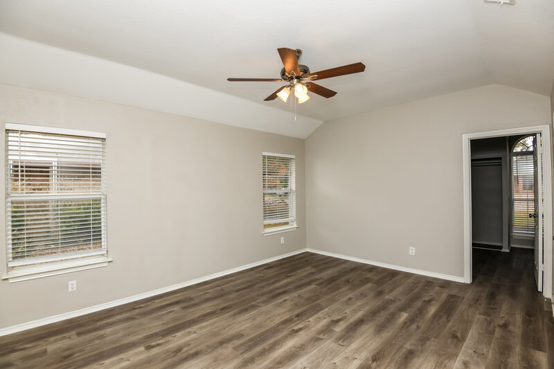 1,925/Mo, 108 Chevy Chase Ln Waxahachie, TX 75165 Main Bedroom View