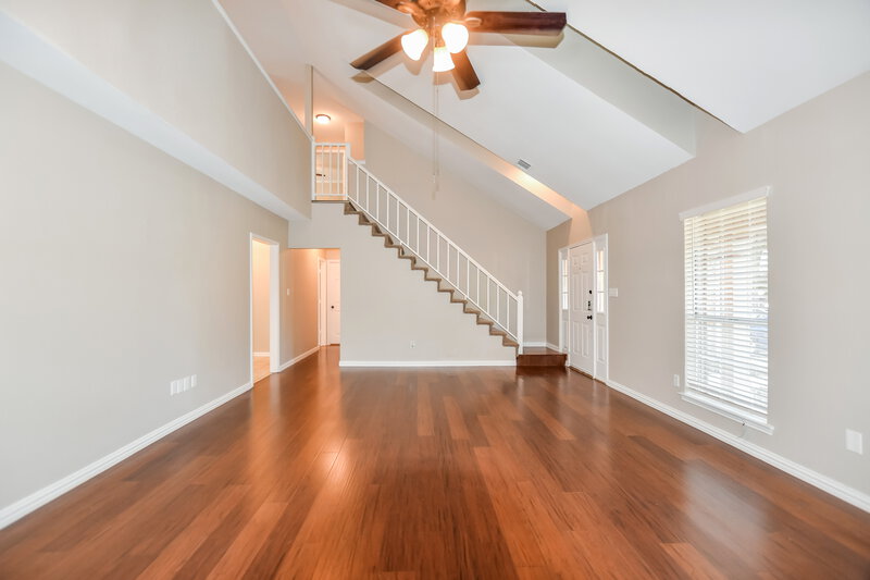 3,265/Mo, 4313 Bradford Dr Grapevine, TX 76051 Living Room View 2