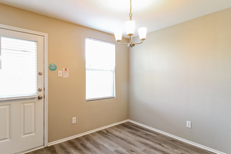 2,625/Mo, 1724 Diamond Lake Trl Justin, TX 76247 Dining Room View 2