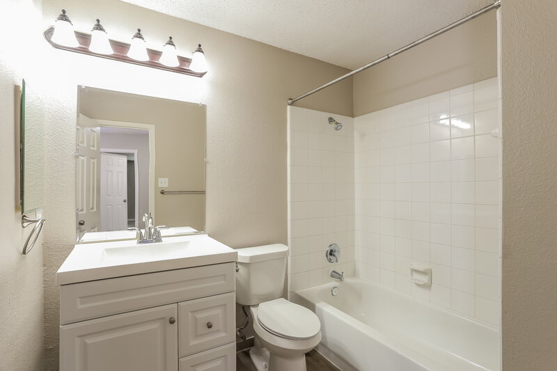 2,345/Mo, 1410 Wenatchee Dr Krum, TX 76249 Bathroom View