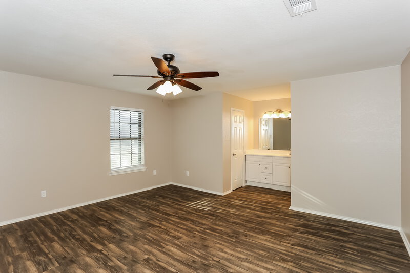 2,350/Mo, 2804 Clearmeadow St Bedford, TX 76021 Main Bedroom View
