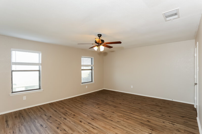 2,350/Mo, 2804 Clearmeadow St Bedford, TX 76021 Main Bedroom View 2