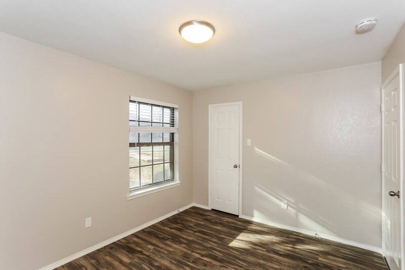 2,350/Mo, 2804 Clearmeadow St Bedford, TX 76021 Bedroom View 2