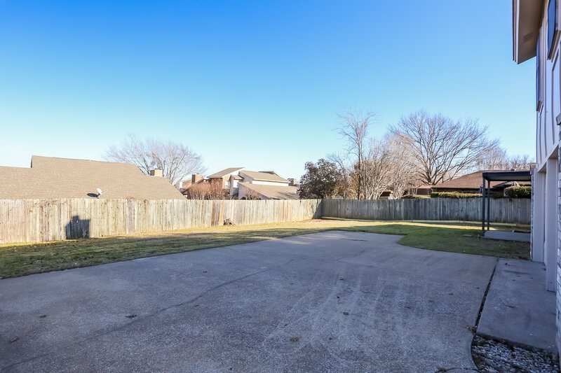 2,350/Mo, 2804 Clearmeadow St Bedford, TX 76021 Rear View
