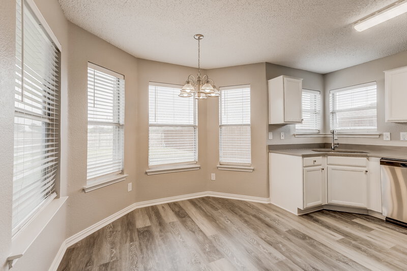 2,405/Mo, 1838 Lost Crossing Trl Arlington, TX 76002 Breakfast Nook View