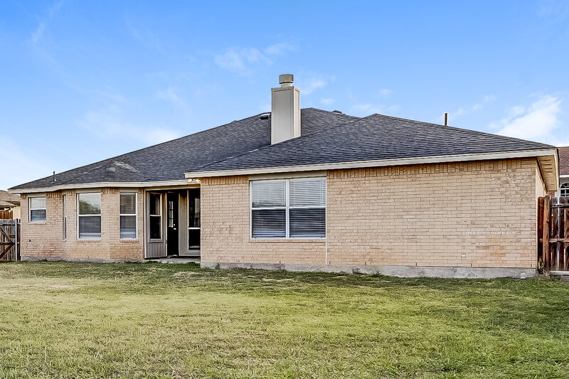 2,405/Mo, 1838 Lost Crossing Trl Arlington, TX 76002 Rear View 2