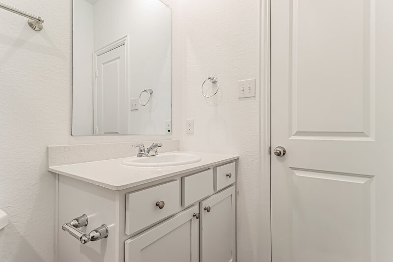 2,145/Mo, 14844 Holster Trl Haslet, TX 76052 Bathroom View 2