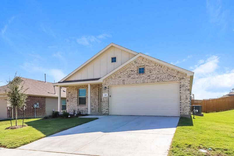 1,735/Mo, 325 Ranchito Pass Haslet, TX 76052 External View