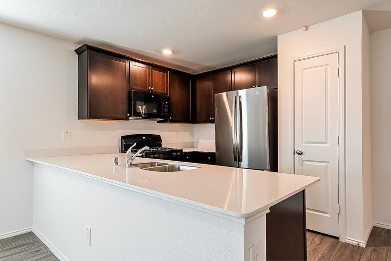 1,990/Mo, 1040 Crestview Dr Hutchins, TX 75141 Kitchen View 2