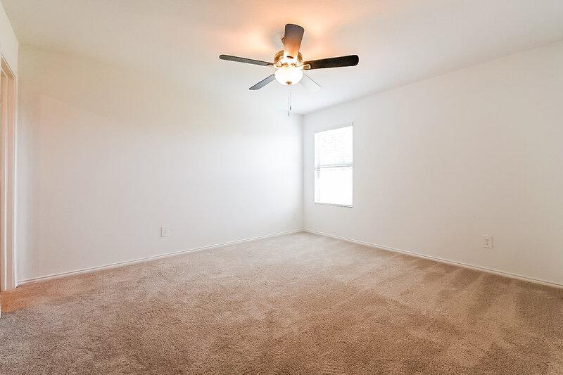 1,990/Mo, 1040 Crestview Dr Hutchins, TX 75141 Main Bedroom View