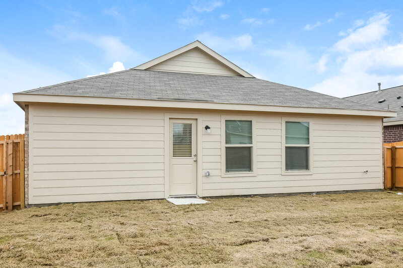 1,860/Mo, 1125 Crestview Dr Hutchins, TX 75141 Rear View