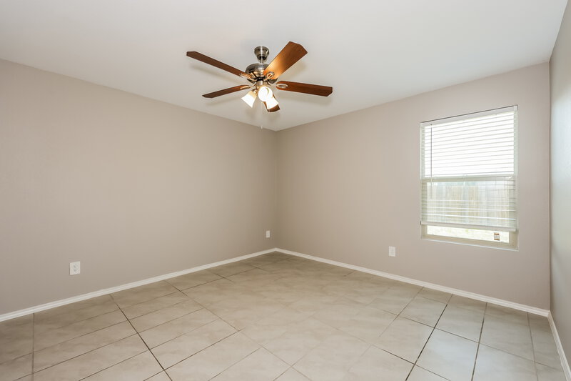 1,945/Mo, 1149 Crestview Dr Hutchins, TX 75141 Main Bedroom View
