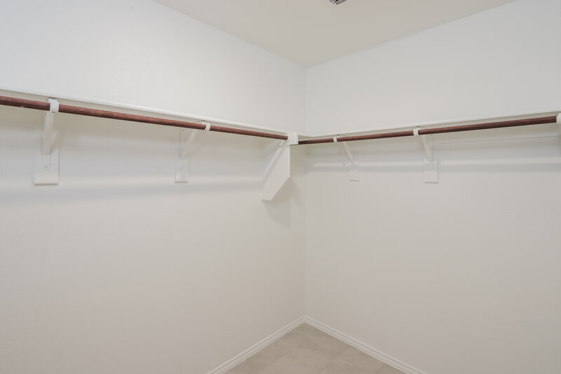 1,995/Mo, 1149 Crestview Dr Hutchins, TX 75141 Amenities View