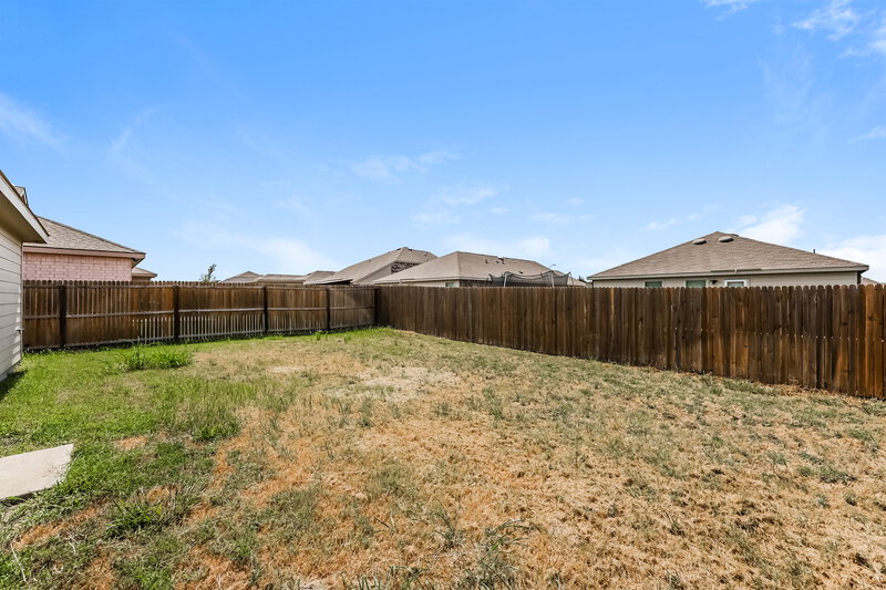 1,945/Mo, 1149 Crestview Dr Hutchins, TX 75141 Rear View