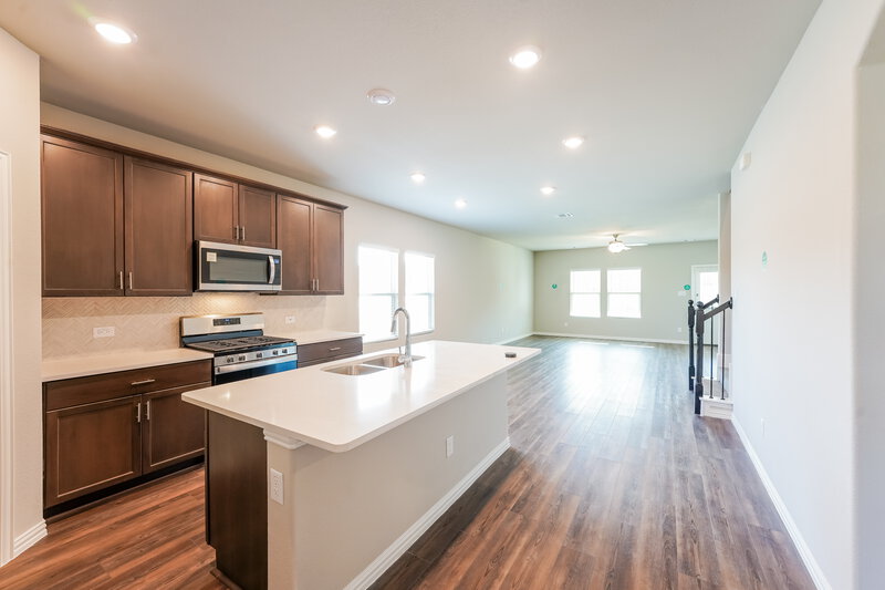 3,010/Mo, 1103 Spectra Drive Forney, TX 75126 Kitchen View
