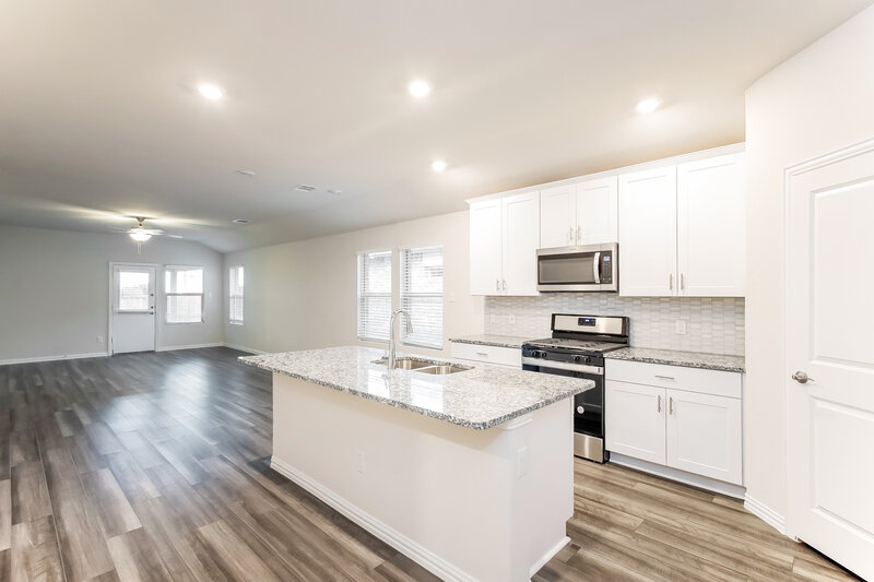 2,230/Mo, 1248 Green Timber Drive Forney, TX 75126 Kitchen View