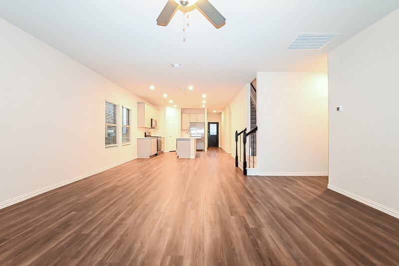 2,400/Mo, 1309 Cress Garden Lane Forney, TX 75126 Living Room View 3