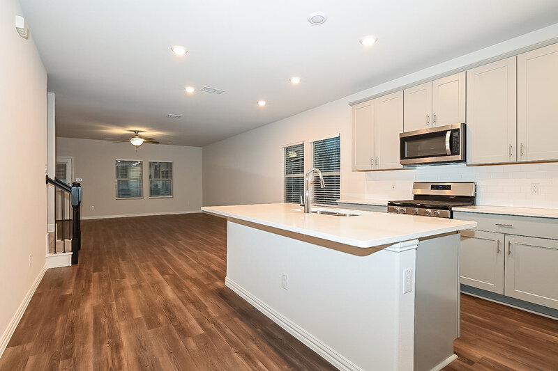 2,400/Mo, 1309 Cress Garden Lane Forney, TX 75126 Kitchen View 3