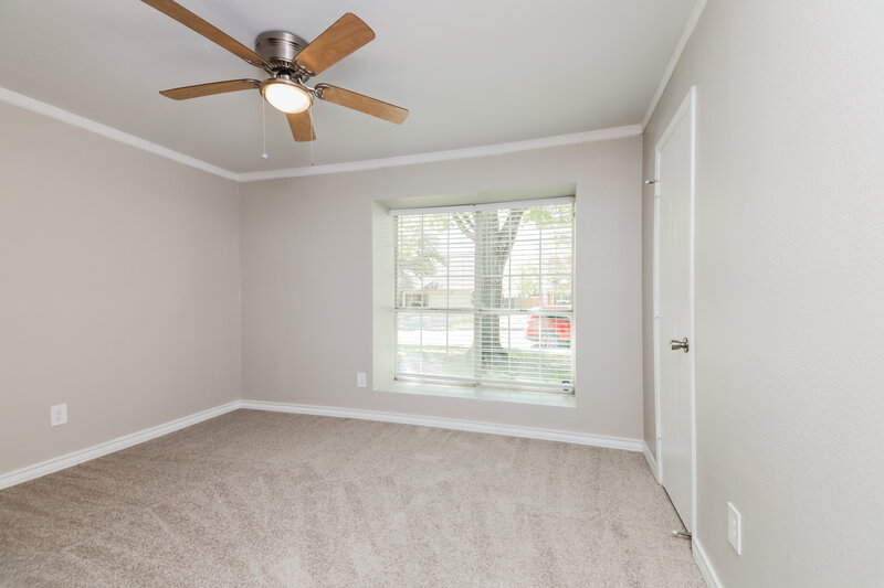 2,595/Mo, 6849 N Park Dr North Richland Hills, TX 76182 Bedroom View 2