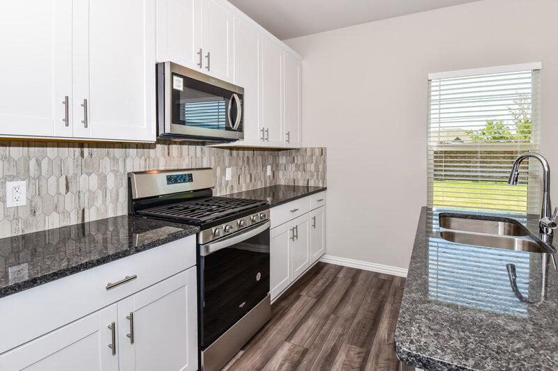 2,455/Mo, 229 Irvin Dr Royse City, TX 75189 Kitchen View