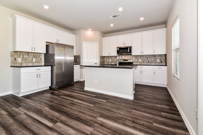2,455/Mo, 229 Irvin Dr Royse City, TX 75189 Kitchen View 2