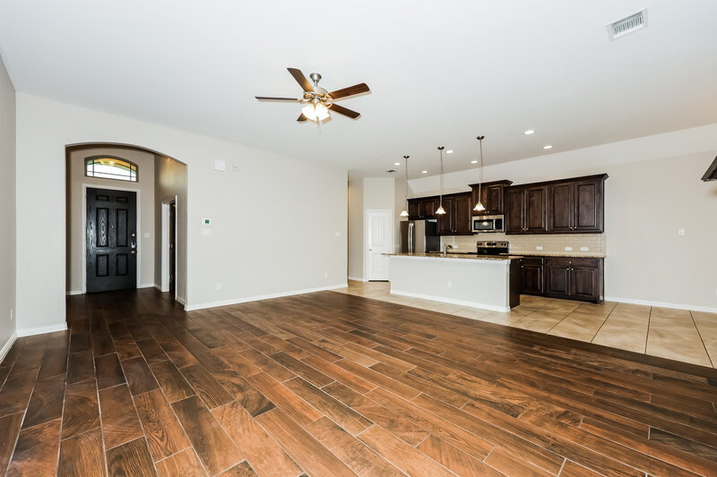 2,820/Mo, 220 Watson St Red Oak, TX 75154 Living Room View 2