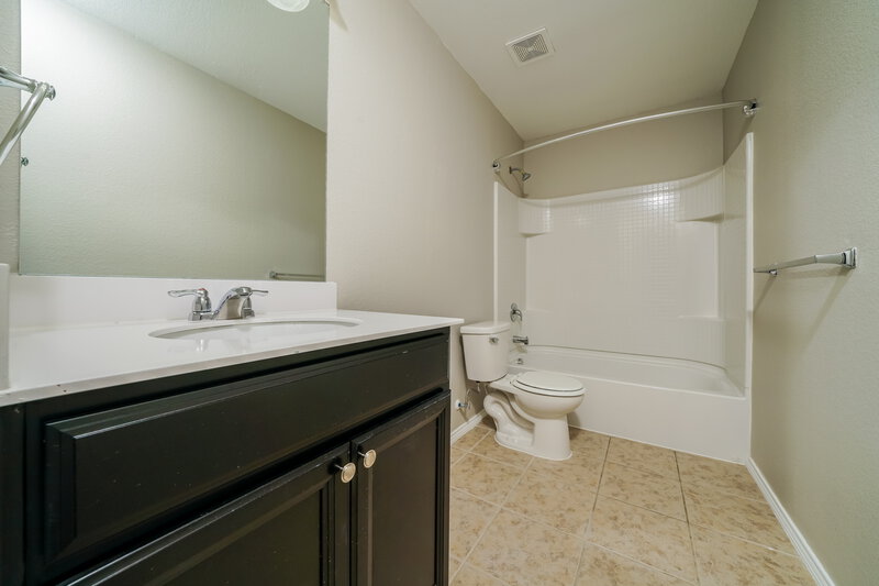 2,760/Mo, 113 Waxberry Dr Fate, TX 75189 Main Bathroom View