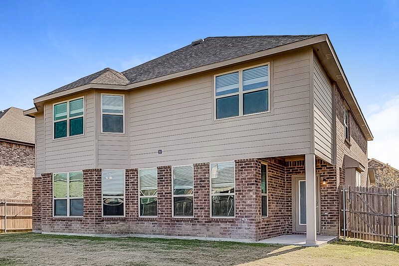 3,275/Mo, 4208 Glen Abbey Dr Crowley, TX 76036 Rear View