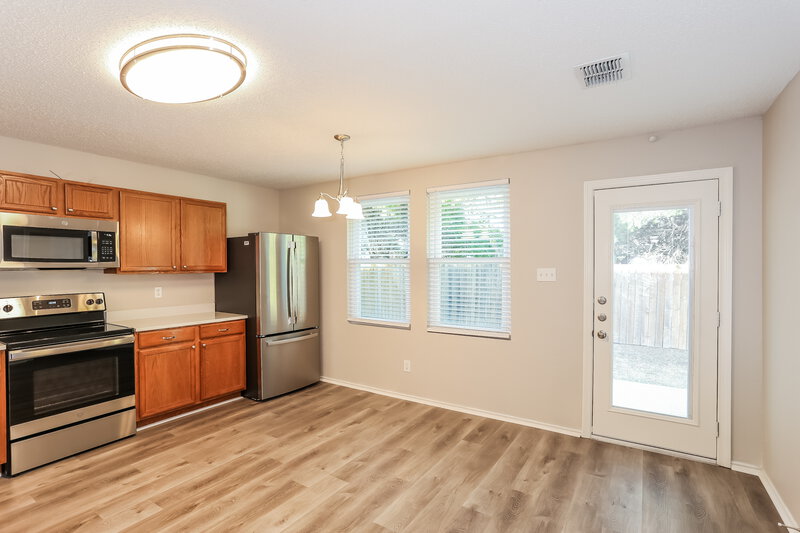 2,230/Mo, 1216 McMillen Dr Cedar Hill, TX 75104 Dining Room View