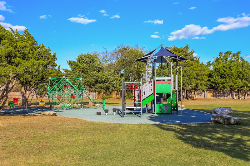 2,230/Mo, 1216 McMillen Dr Cedar Hill, TX 75104 Amenity View 4