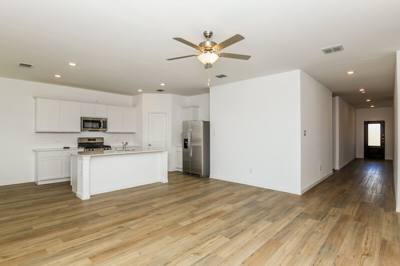 2,240/Mo, 14785 Mainstay Way Haslet, TX 76052 Dining Room View