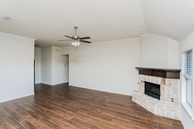 1,855/Mo, 605 Long Prairie Dr Royse City, TX 75189 Living Room View