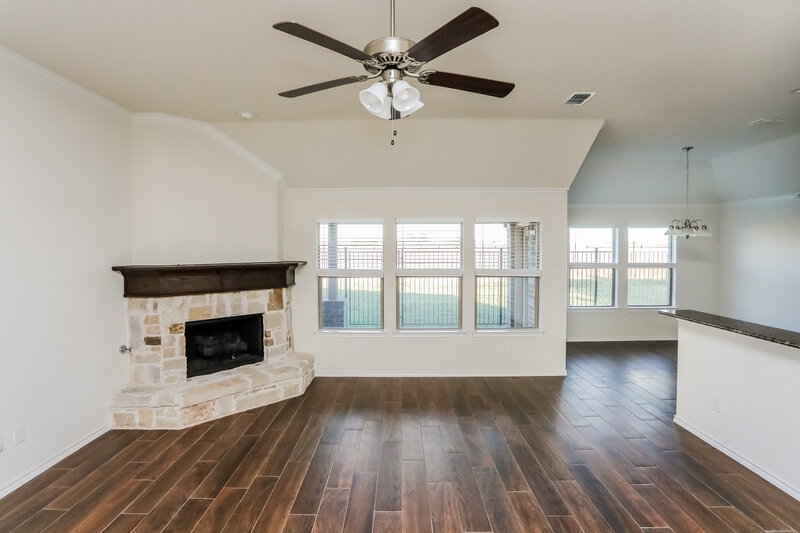 1,855/Mo, 605 Long Prairie Dr Royse City, TX 75189 Living Room View 2